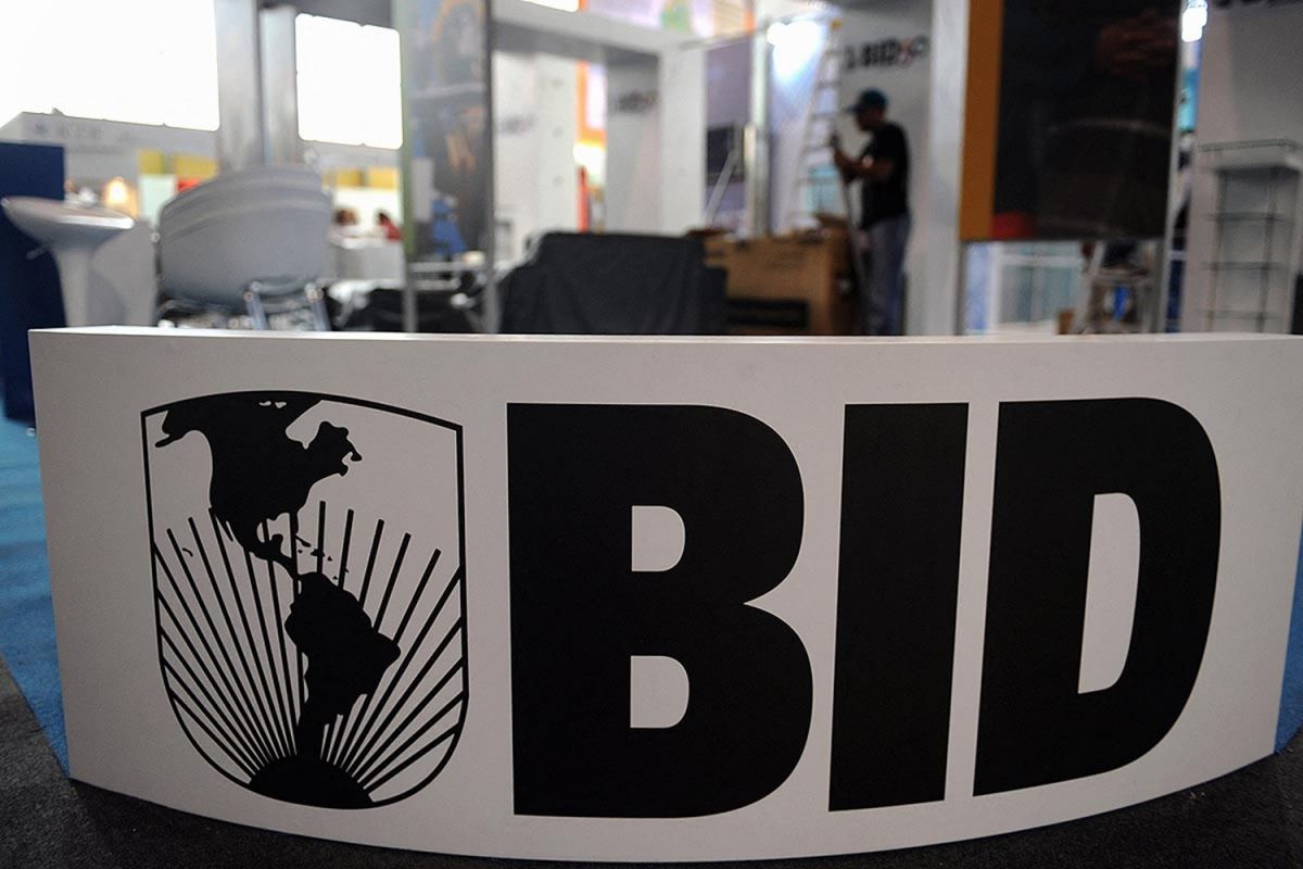 El BID aprobó una garantía por U$S550 millones para Argentina tras el respaldo del Banco Mundial