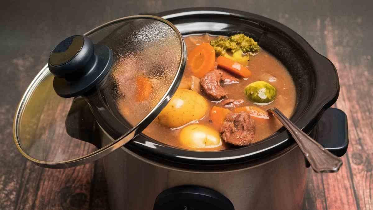 ¿Qué es la olla de cocción lenta? Cómo funciona y las mejores recetas para utilizarla