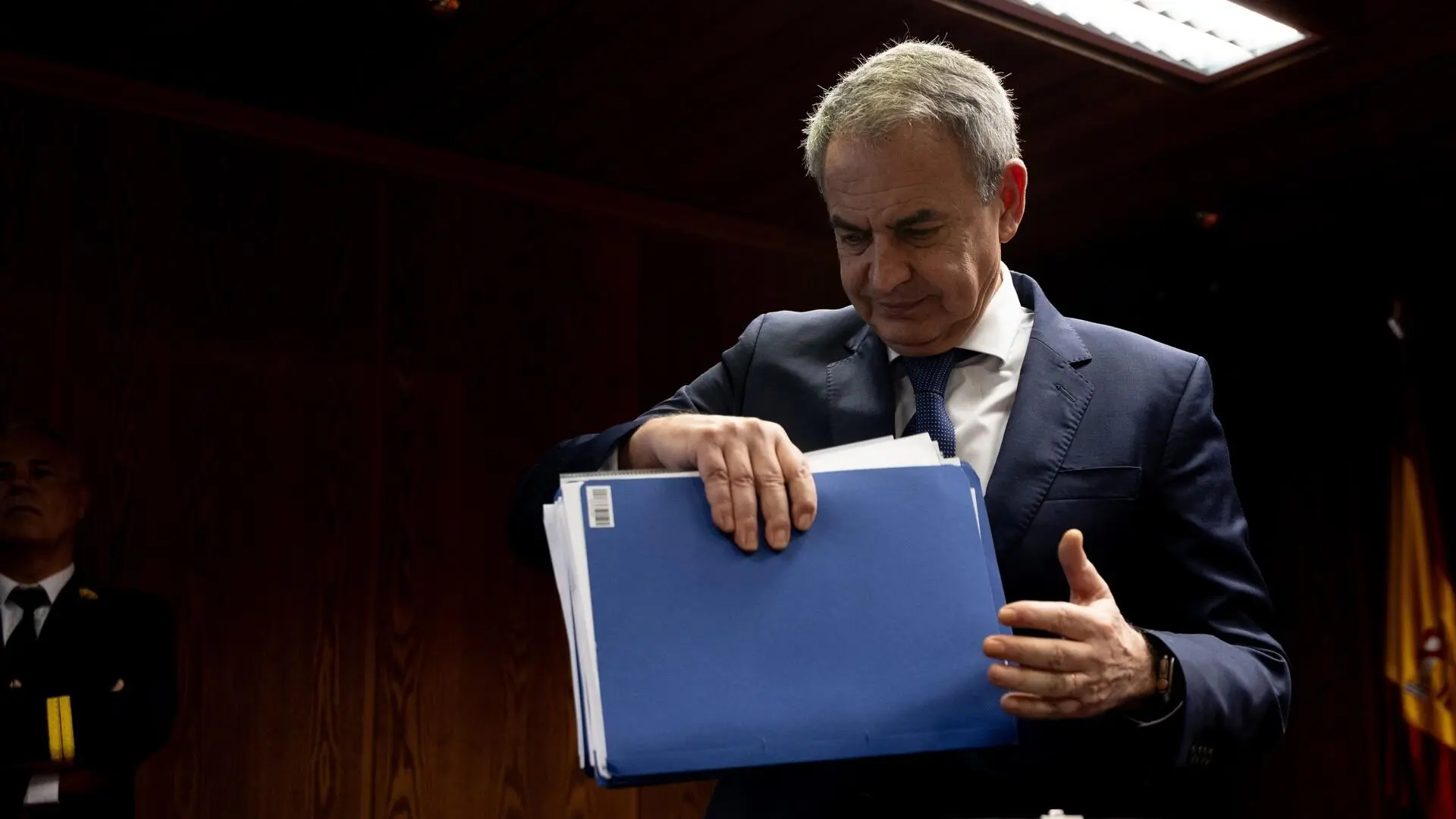 Zapatero pide al juez que pregunte a las autoridades de EEUU en qué "circunstancias" obtuvieron la prueba clave del caso Plus Ultra