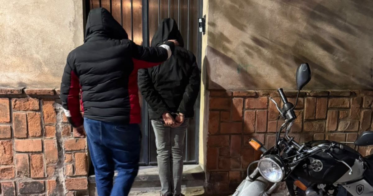 Corrientes: detuvieron a un dealer con marihuana y secuestraron su moto