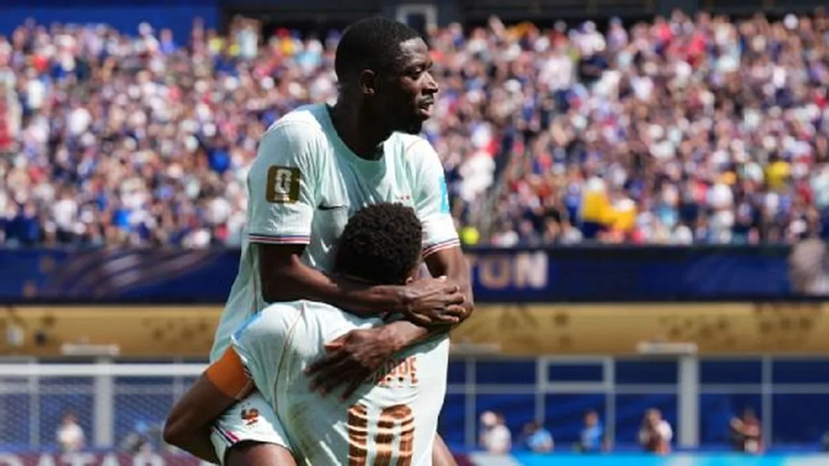 Con un hat-trick de Dembélé, Francia le ganó a Noruega el primer puesto del grup