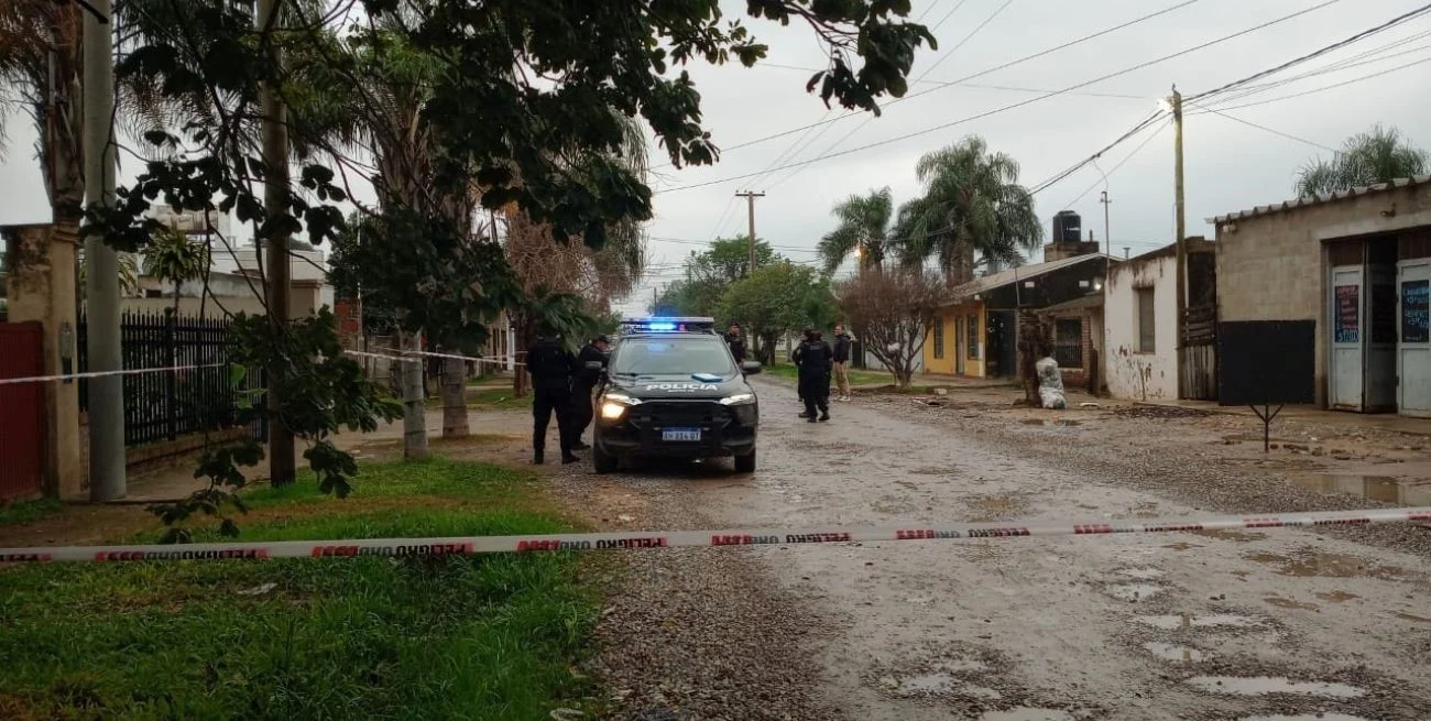 Un policía en disponibilidad terminó baleado tras un presunto intento de robo en Nueva Esperanza