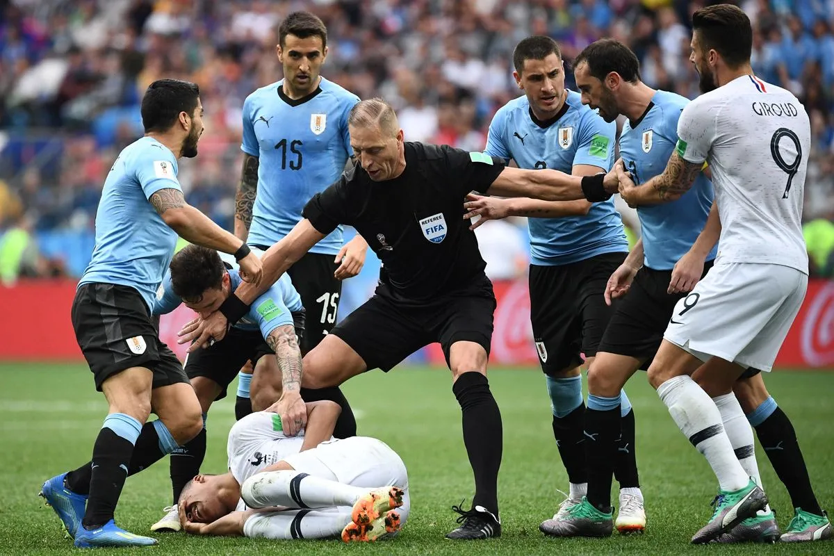Las nuevas reglas que se aplicarán en el Mundial: sanciones por demoras y más intervención del VAR