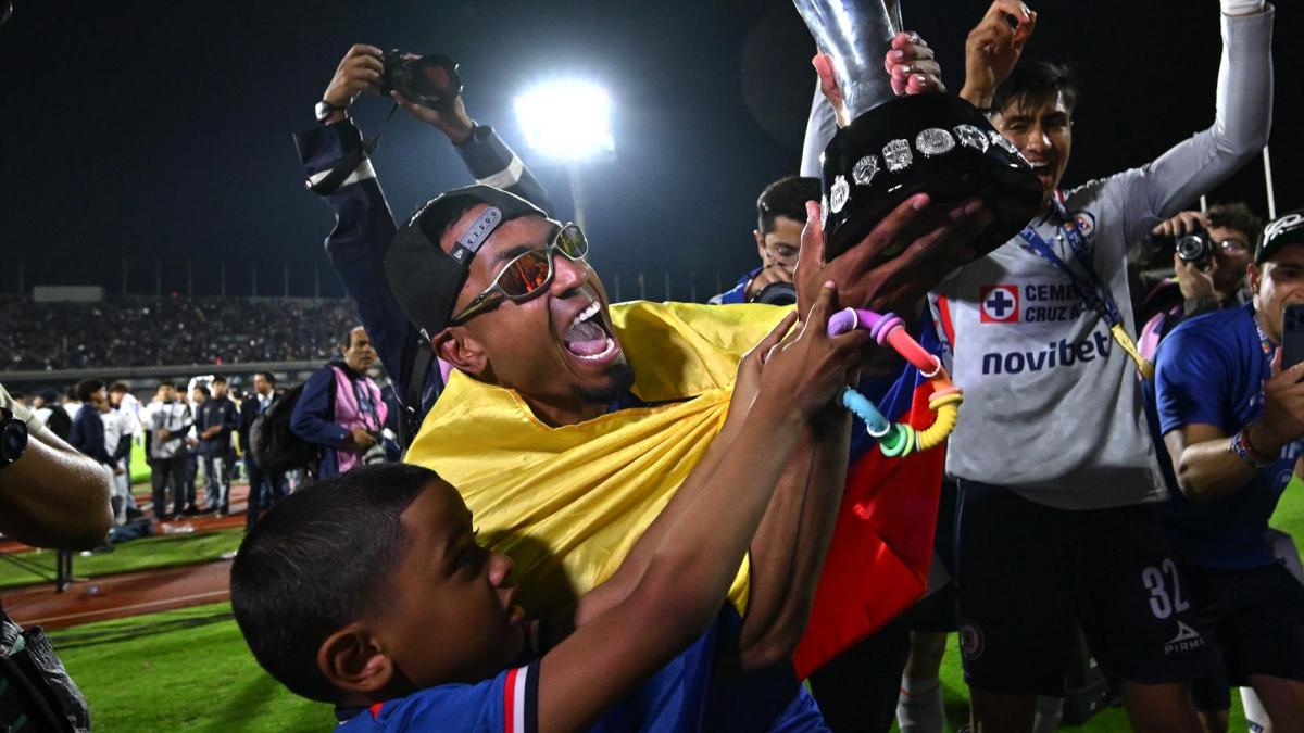 Willer Ditta: "Me siento en casa jugando el Mundial, sólo espero que la afición de Cruz Azul me vea"