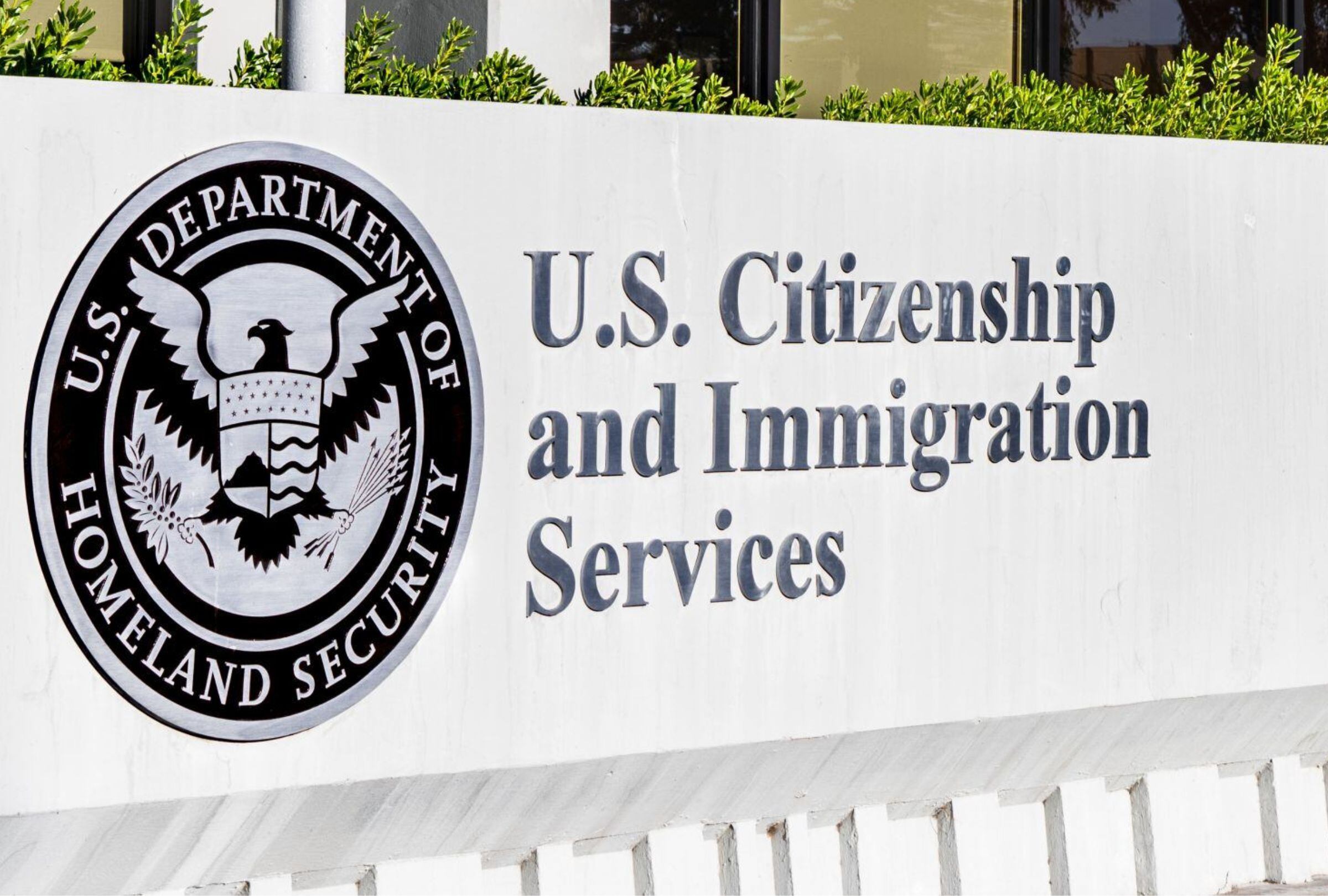 USCIS está aplicando interrogatorios más rigurosos a solicitantes de Green Card: estas son las nuevas preguntas que realizan