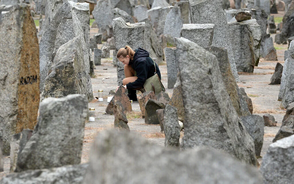 New Treblinka research uncovers forgotten role of women in 1943 death camp revolt