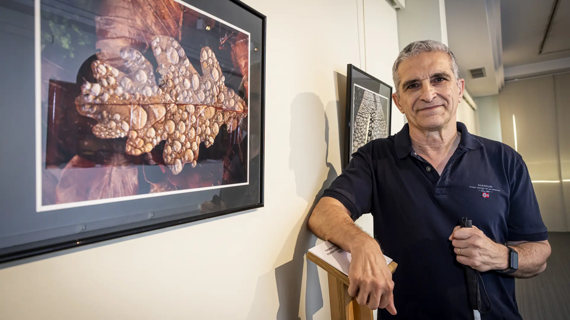 Rafael Zapata, el fotógrafo al que la sordoceguera no impide capturar la belleza: "Doy lo que a mí me falta"