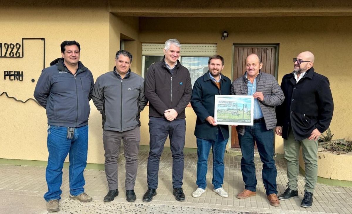 Perú quedó conectada a la red provincial de fibra óptica