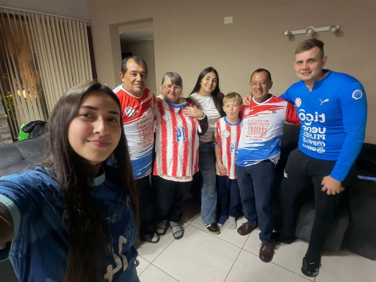 La familia Cubas, de la emoción al sabor amargo en el debut de Andrés en el Mundial