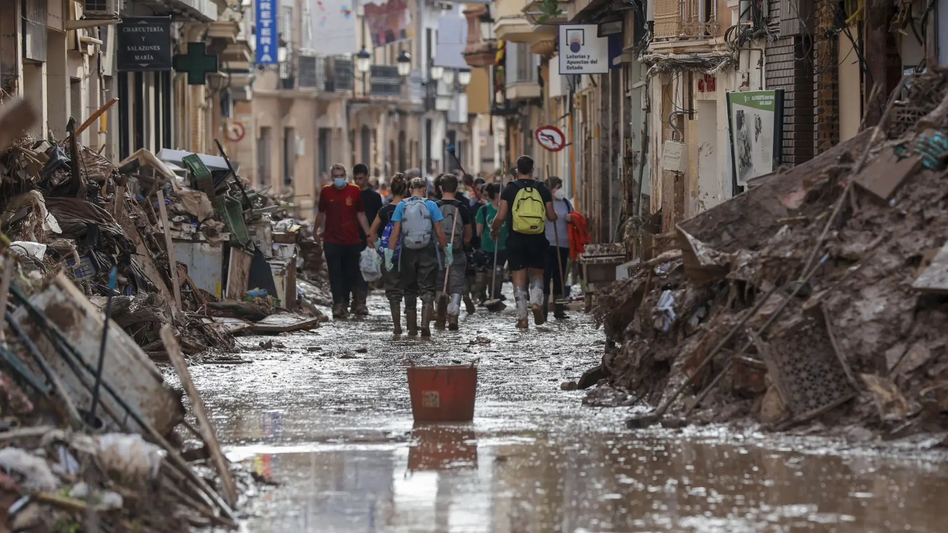 Premio europeo para un científico español por demostrar que el cambio climático intensificó la DANA