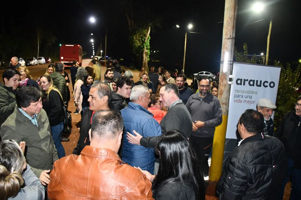 Puerto Esperanza sumó 1.300 metros de iluminación en su acceso norte