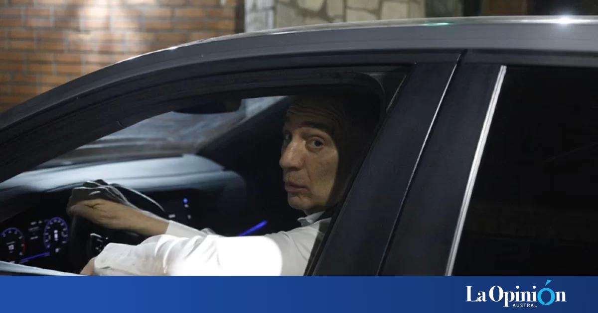 Javier Milei y Diego Santilli están reunidos en la quinta de Olivos