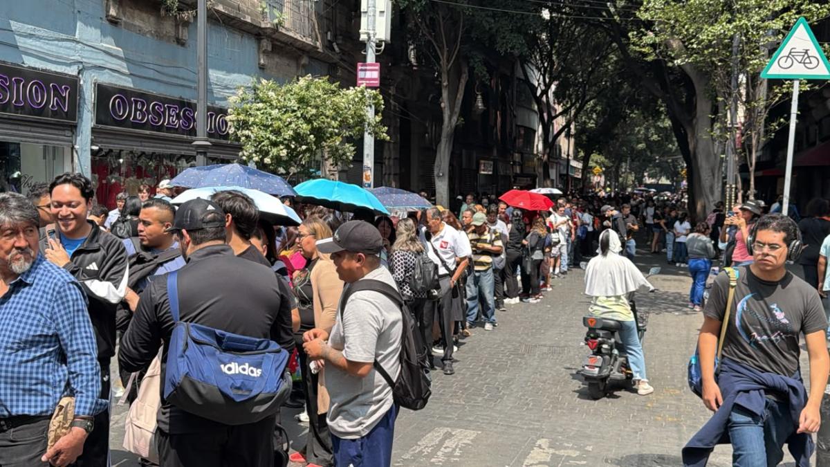 Colapsa comercio en oriente del Centro Histórico de CDMX por cierres viales ante plantón de la CNTE