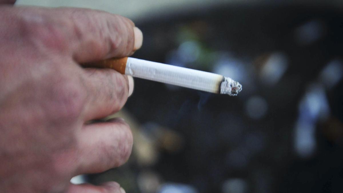 Muchas personas creen que fumar solo los fines de semana no tiene consecuencias
