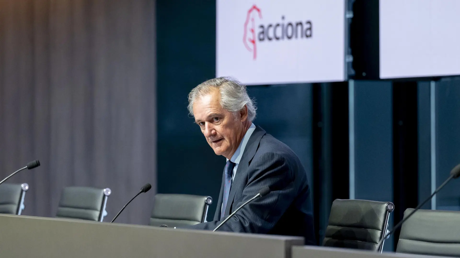 Entrecanales reconoce un gran interés de los inversores en Acciona Energía aunque ve improbable la venta del 100%