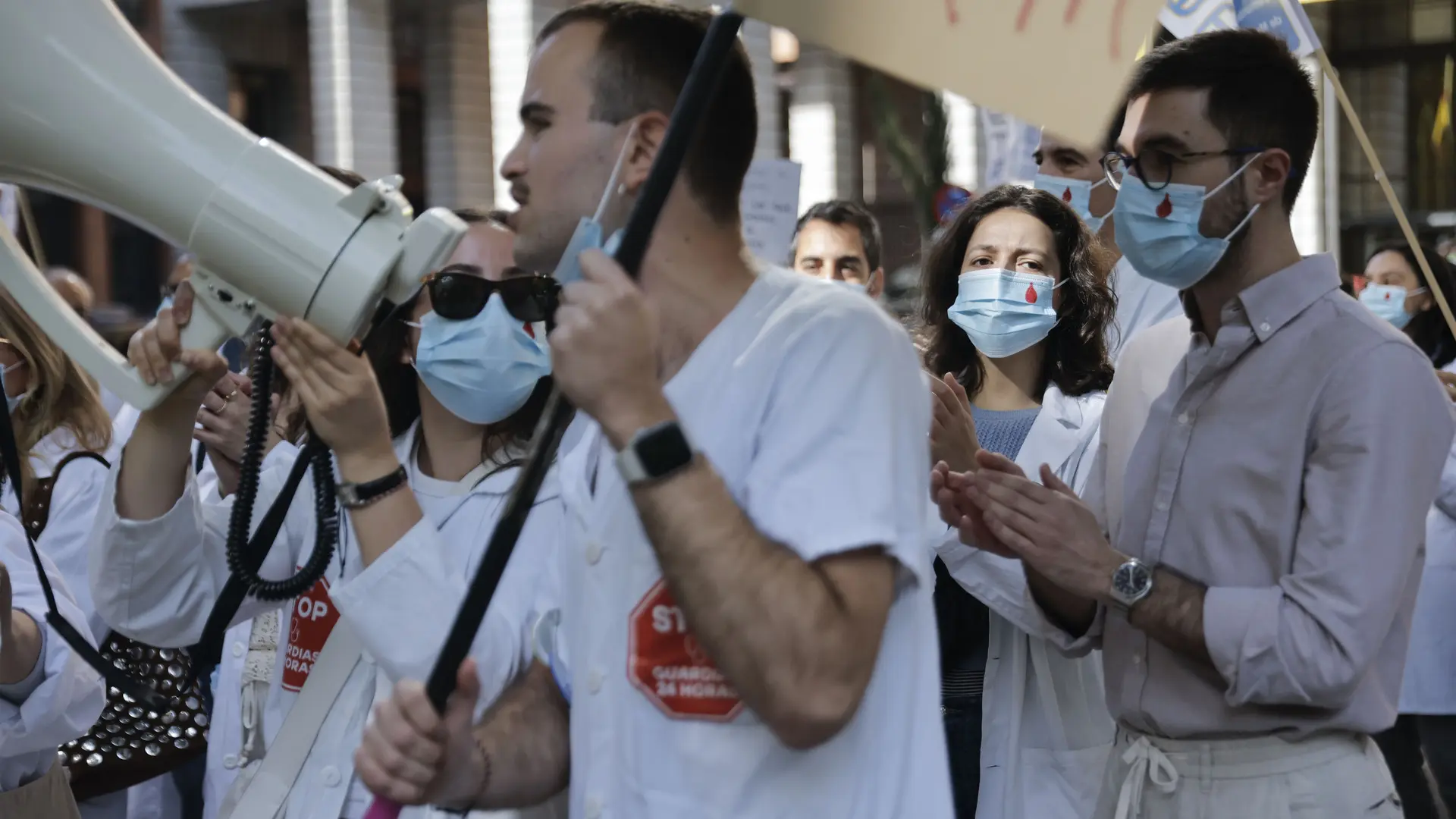 El Consejo de Ministros da luz verde al Estatuto Marco pese al conflicto abierto con los médicos, que mantienen la huelga