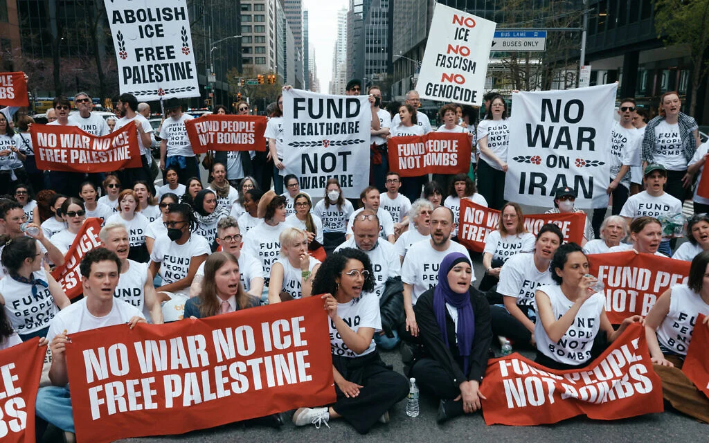Nearly half of Americans think US is 'too supportive' of Israel - poll