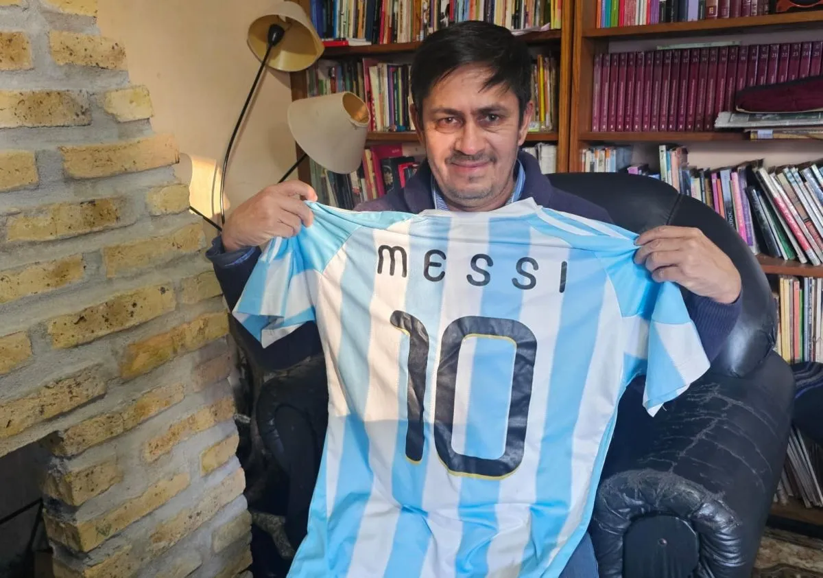 "El niño que le ganó al viento", desde la tierra colorada, un homenaje musical a Messi en su cumpleaños