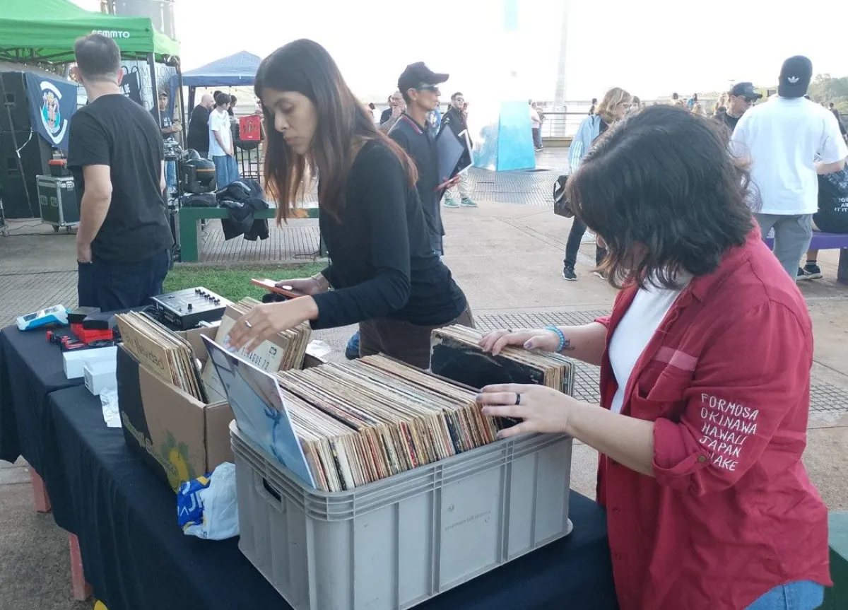 El Hito de las Tres Fronteras fue escenario de la primera Feria de Vinilos
