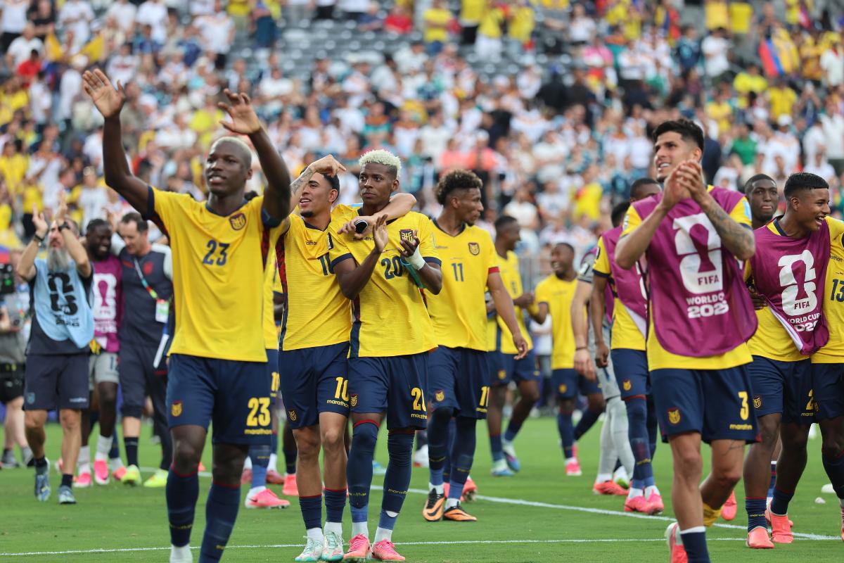 Ibai Llanos dice a quién respalda en el partido entre Ecuador y México