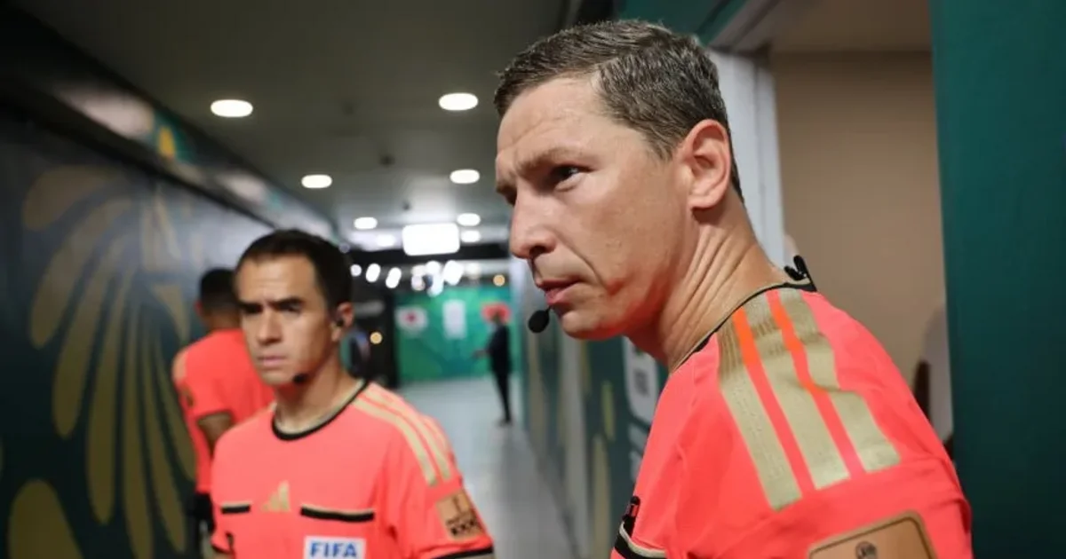 Confirmado el árbitro para Argentina-Jordania: antecedente polémico en la última Champions