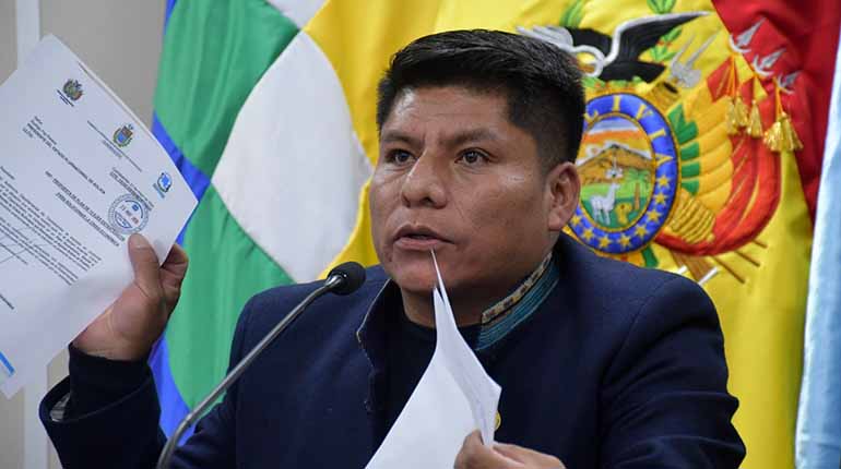 "Si te preocupa Bolivia, pide el desbloqueo total": Zamora fustiga la propuesta de "pausa" de Leonardo Loza