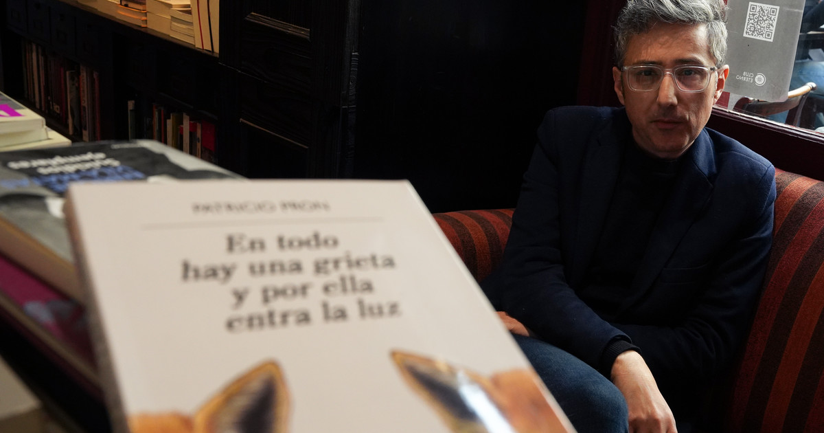 Patricio Pron: "La obediencia también se volvió una forma de entretenimiento"