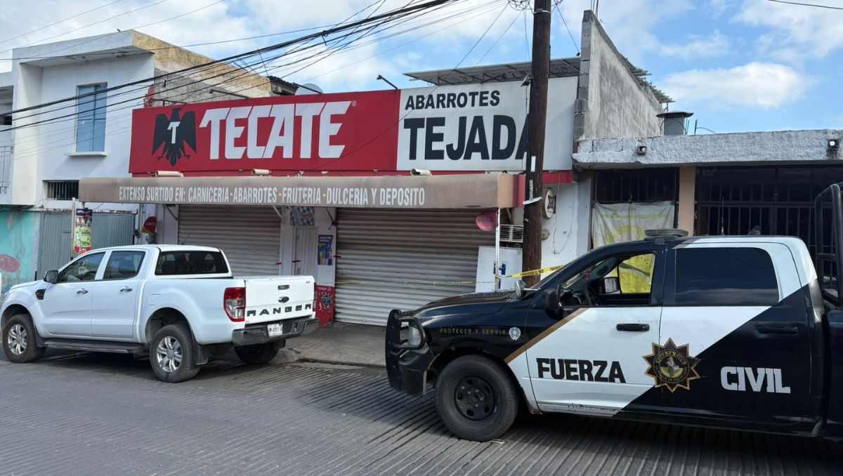 Muere asaltante herido tras intento de robo a tienda en Monterrey