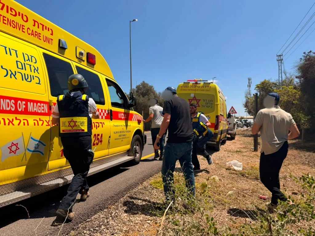 Un muerto y cinco heridos en un ataque a tiros en el centro de Israel; el agresor fue abatido