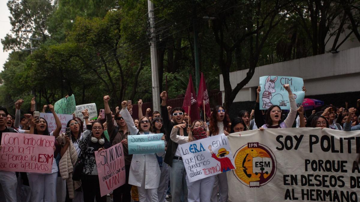 Gobierno federal descarta renuncia de director del IPN; estudiantes rechazan respuesta
