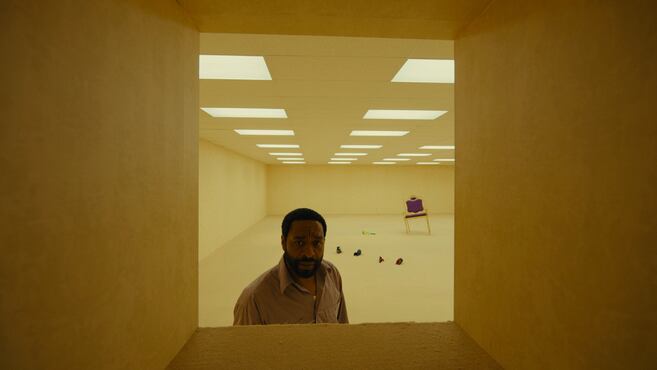 'Backrooms': El laberinto liminal de Kane Parsons no logra despegar