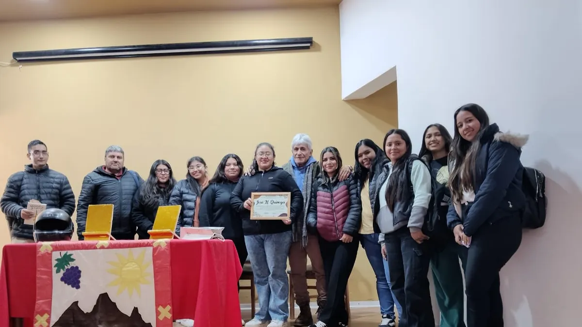 Nicolás Quiroga presentó su libro en Tinogasta