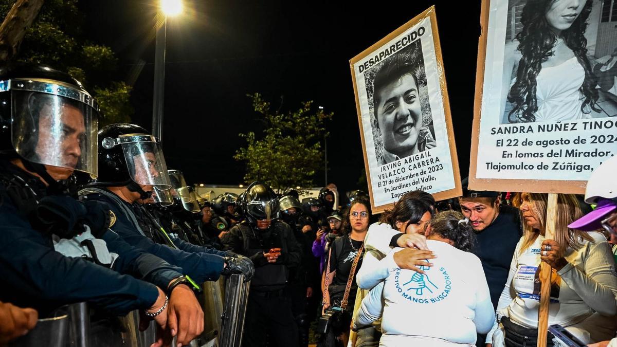Segob investiga financiamiento a marcha de madres buscadoras y garantiza seguridad en el Mundial