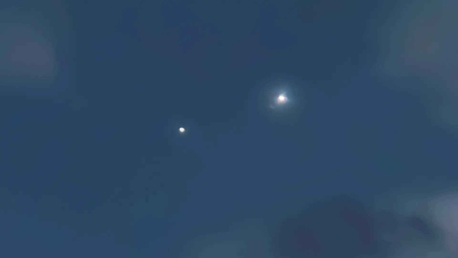 Venus y Júpiter se dan hoy el 'beso cósmico' más esperado: "Será la conjunción planetaria más bella del año"