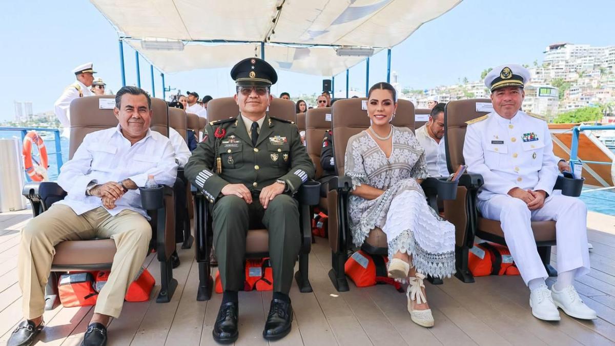Rinden homenaje a hombres y mujeres del mar