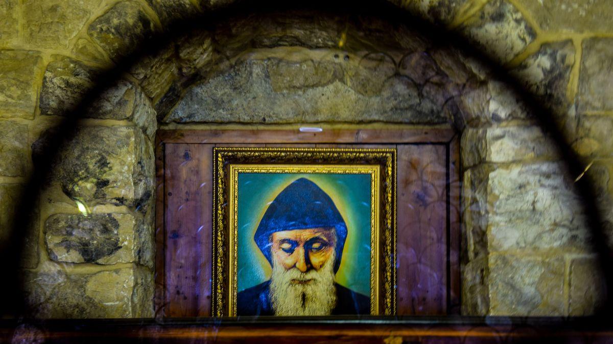 Dónde está la iglesia de San Charbel en CDMX para pedir por los enfermos graves