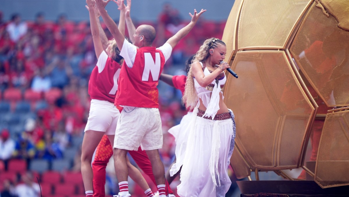 Falla Copa del Mundo inflable en inauguracion de Canada 2026