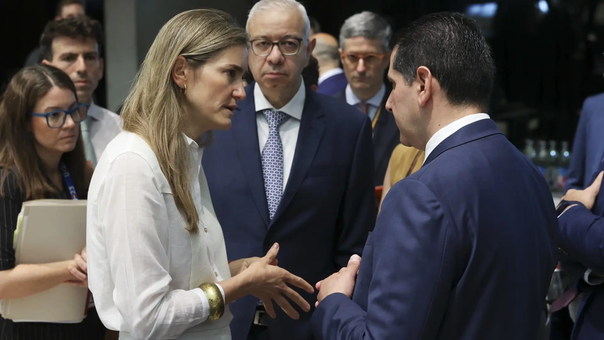La UE pacta no tardar más de tres años para autorizar proyectos renovables con la abstención de España por motivos medioambientales