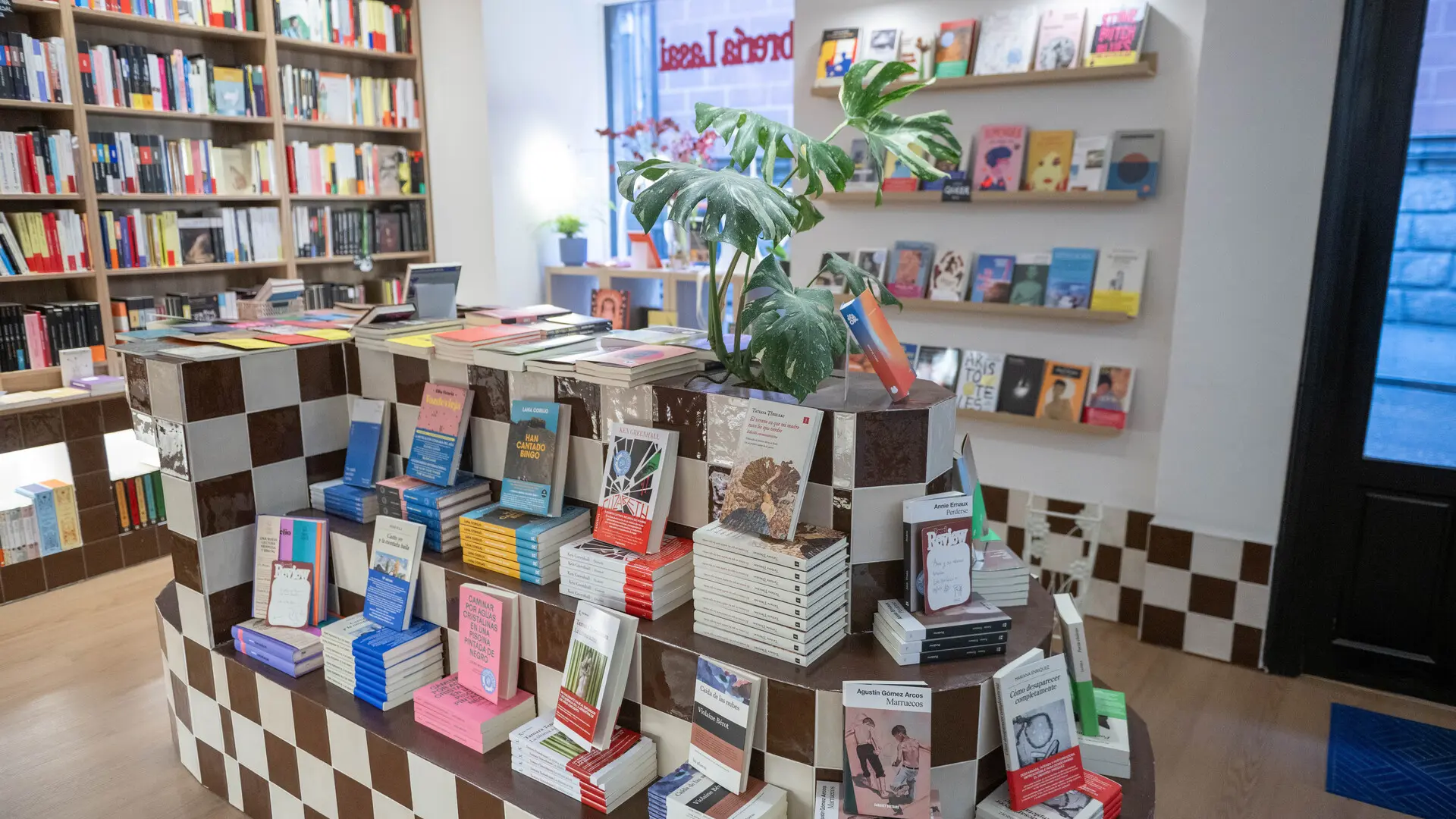 Las ventas de libros siguen creciendo: un 3,3% en 2025 y un 43% acumulado