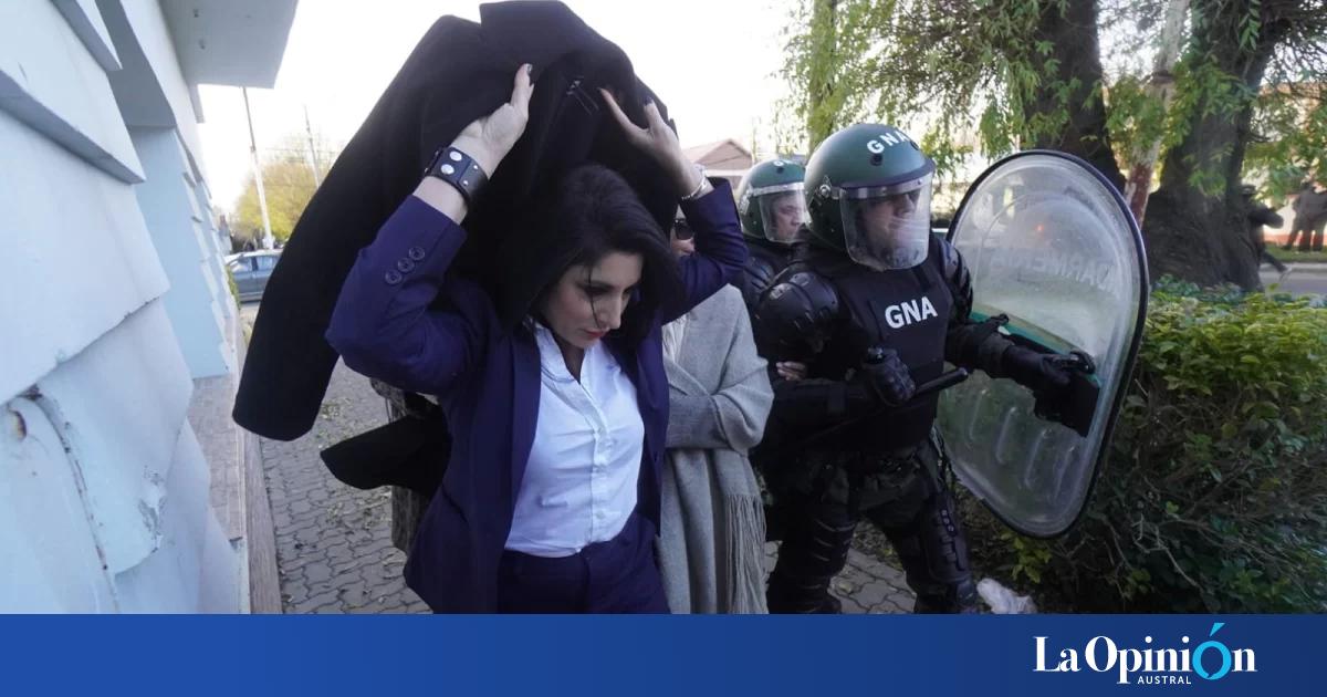 El Gobierno de Santa Cruz repudió los hechos de violencia ocurridos en el Foro Austral de La Libertad Avanza en Río Gallegos