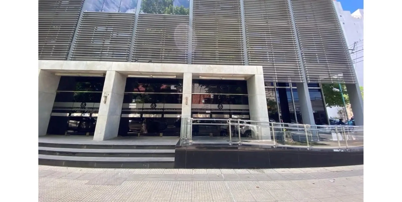 Confirmaron las condenas a dos hermanas que trataron de matar a cuchillazos una mujer
