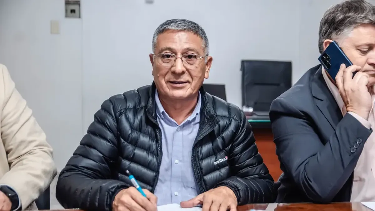 Arde el PJ: el intendente de Valle Fértil disparó contra Quintela por buscar "protagonismo" con una actitud "nefasta" pese a ser "compañeros"