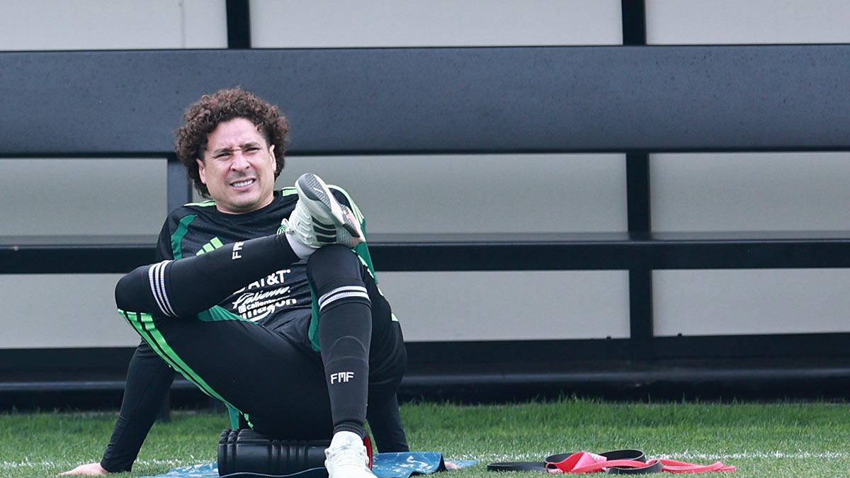 ¿Memo Ochoa de titular con México? 'Hay que darnos ese gusto', dice Peláez