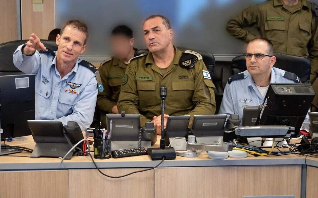 IDF chief to rabbis: We're short thousands of troops, need female combat soldiers