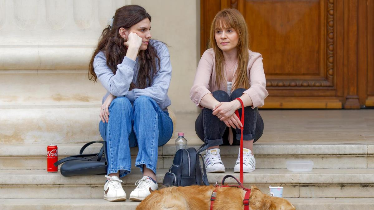 ¿Tu mejor amiga siente envidia de ti? Estas actitudes podrían confirmarlo