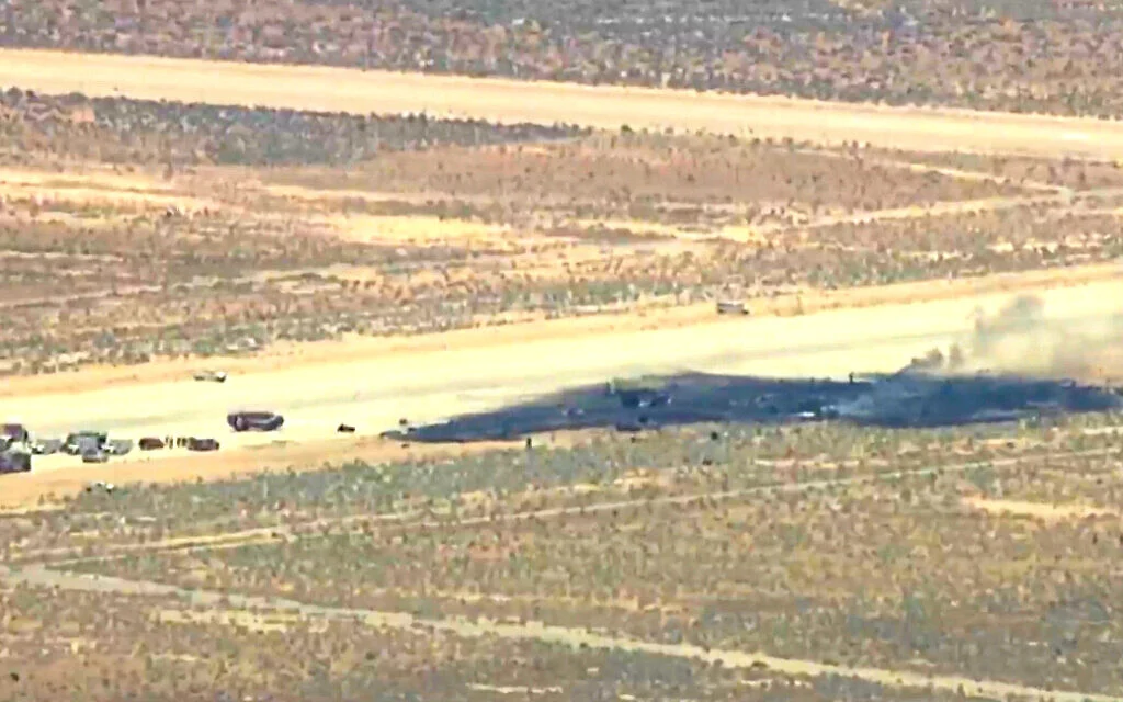 8 people killed after US B-52 bomber crashes during test mission in California