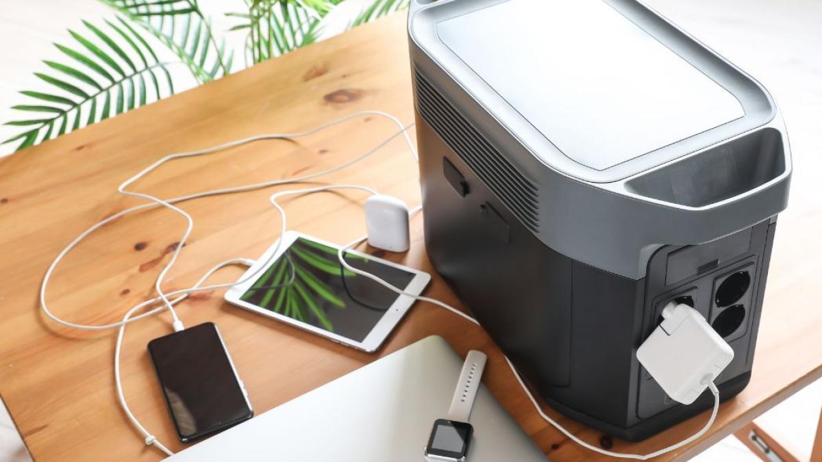 La energía que viaja contigo: las mejores estaciones portátiles para acompañarte en escapadas, campings y emergencias este verano