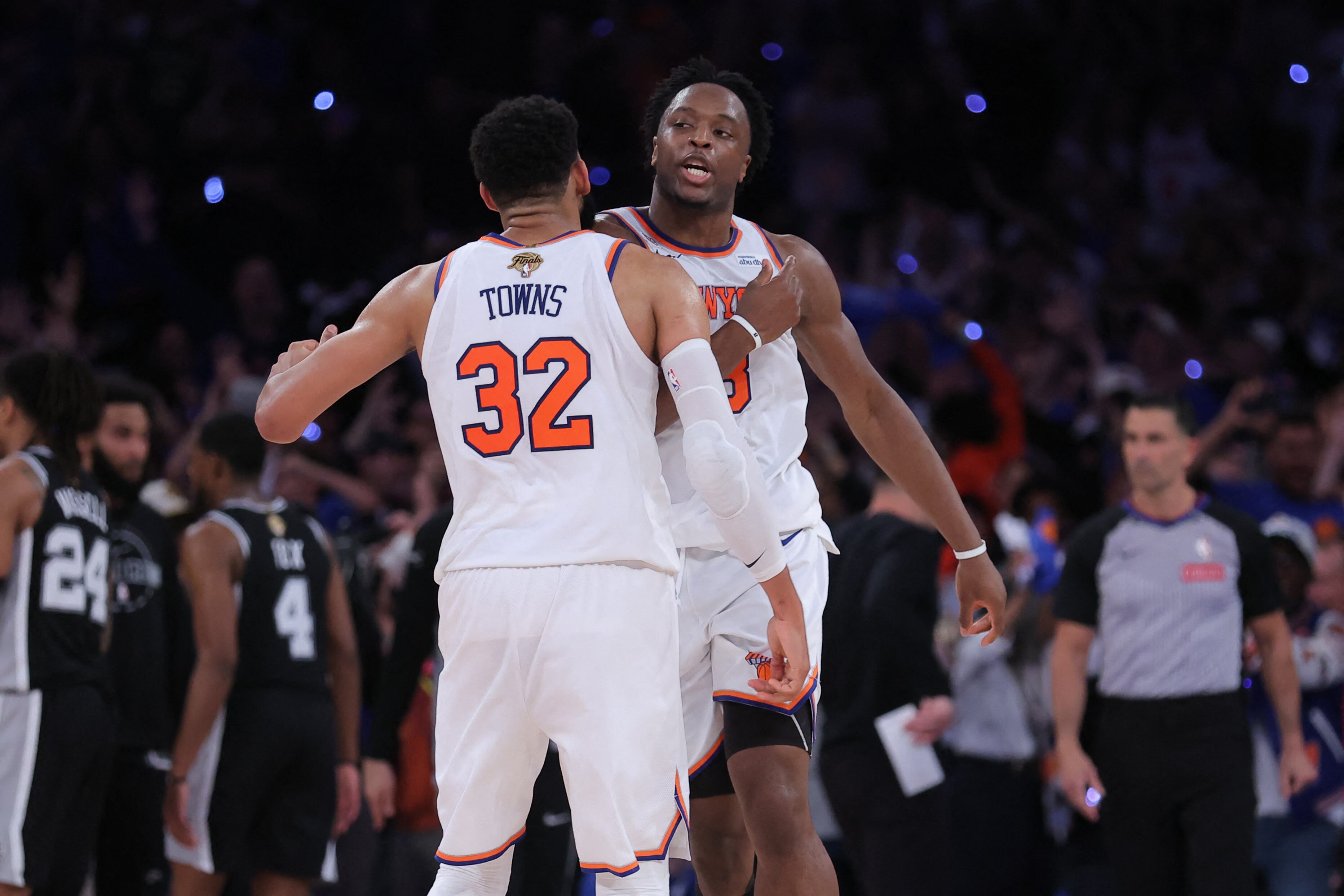 Los Knicks acarician el campeonato de la NBA frente a los Spurs tras la mayor remontada de la historia