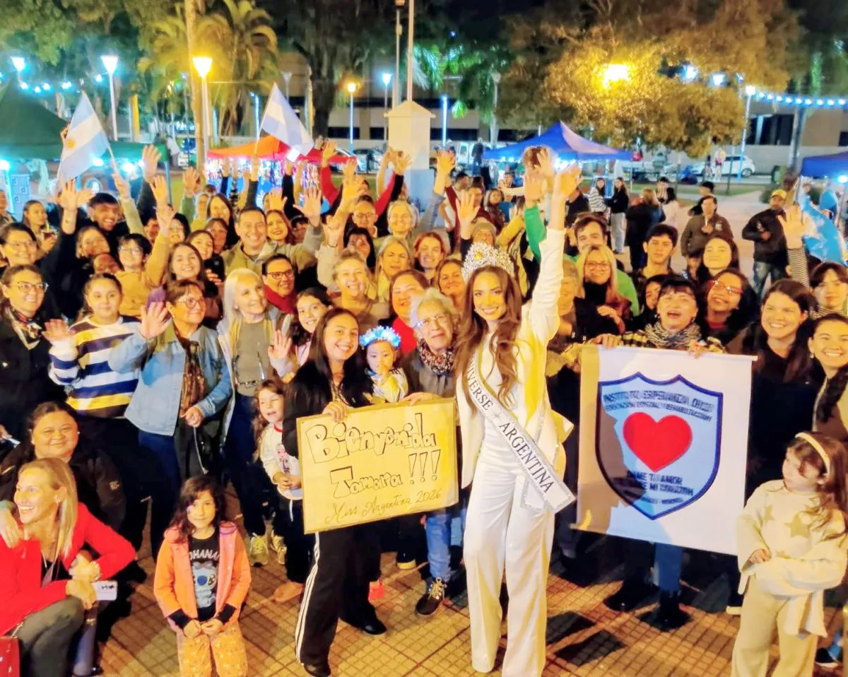 Con mucha emoción Puerto Iguazú recibió a la Miss Universo Argentina 2026 Tamara Rogouski