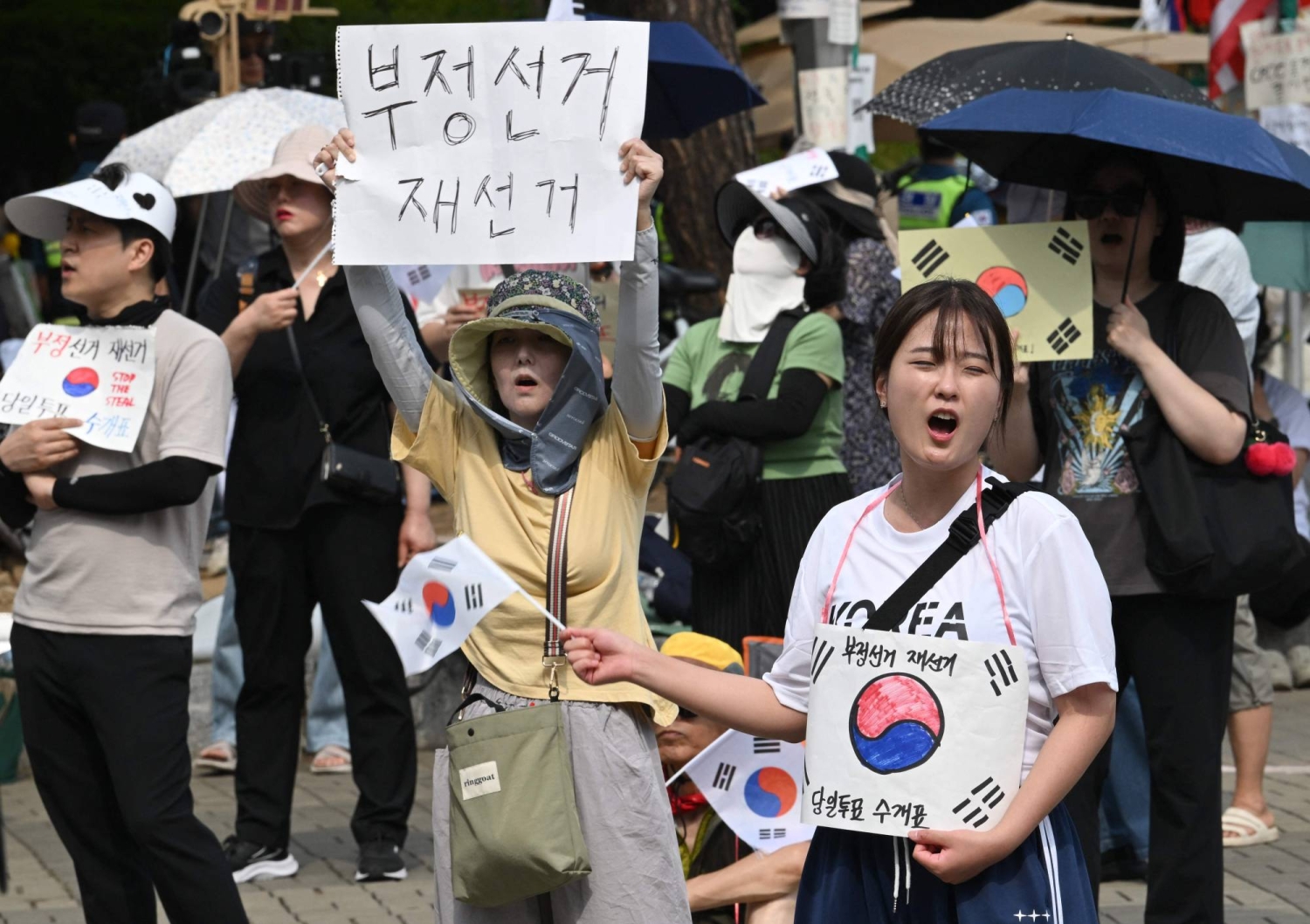 South Korean lawmakers launch probe into ballot paper shortages